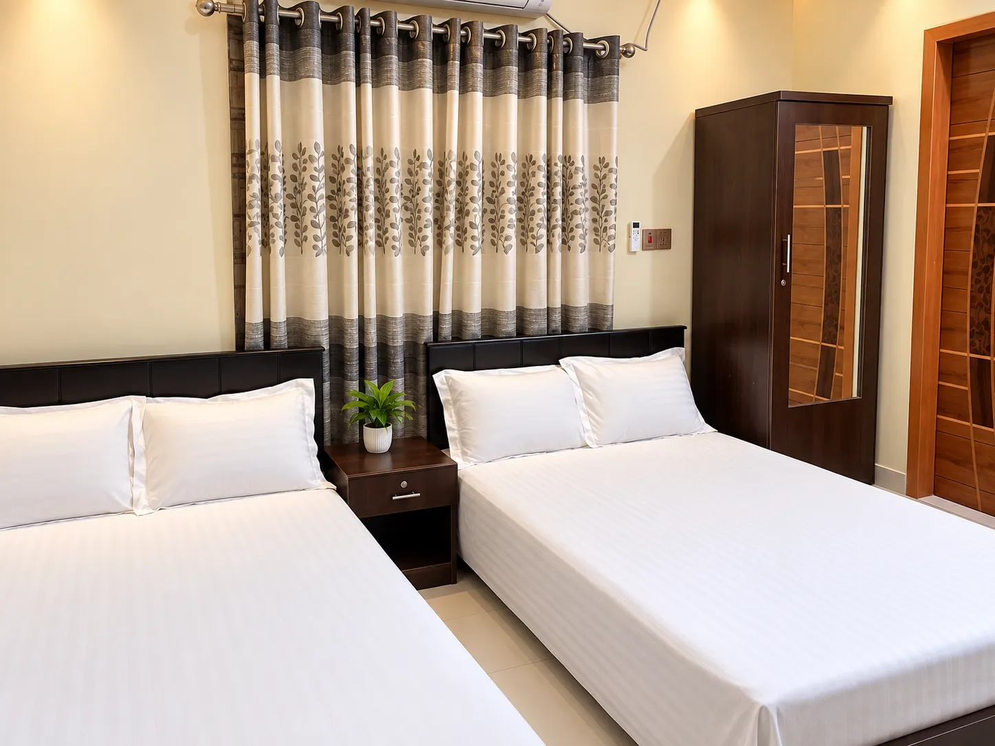Panoramic King Room